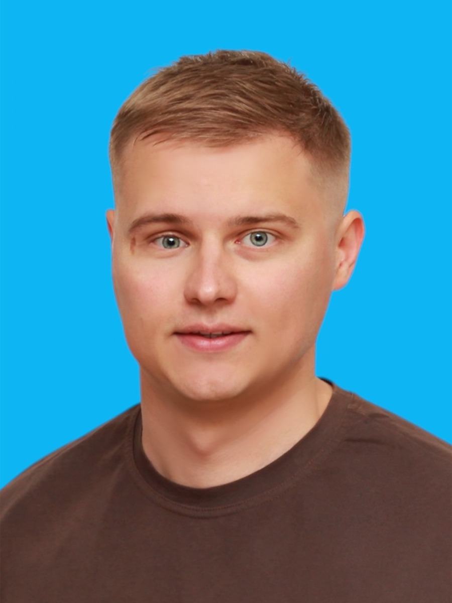 Педагогический работник Григорьев Александр Дмитриевич.